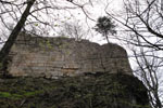 BRADLEC - duben 2010 Pohled na nejzajímavější část hradu fotil M.Vaistauer